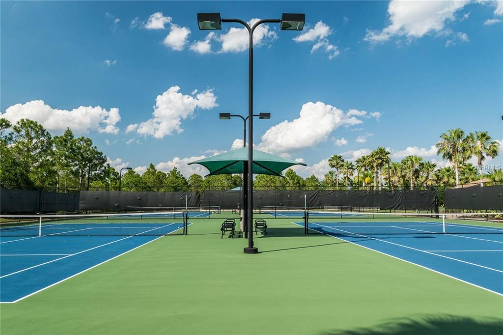 12070 GRANITE WOODS LOOP, VENICE, Florida 34292, 3 Bedrooms Bedrooms, 10 Rooms Rooms,2 BathroomsBathrooms,Residential,For sale,GRANITE WOODS,D5921605