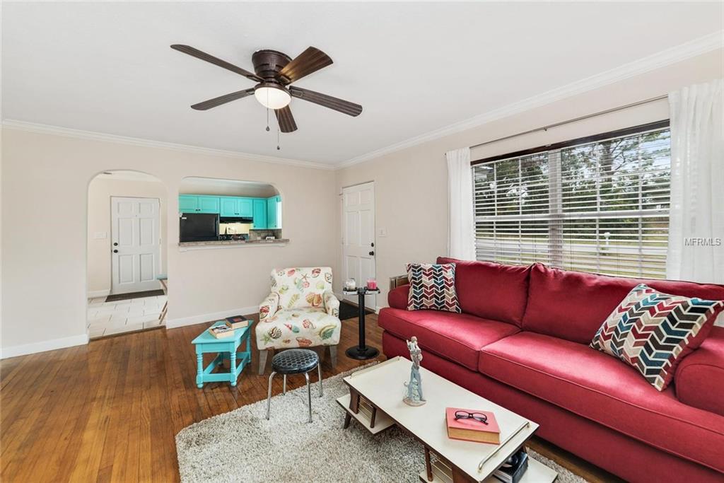 4 MONROE AVENUE, DEBARY, Florida 32713, ,Commercial,For sale,MONROE,O5555804