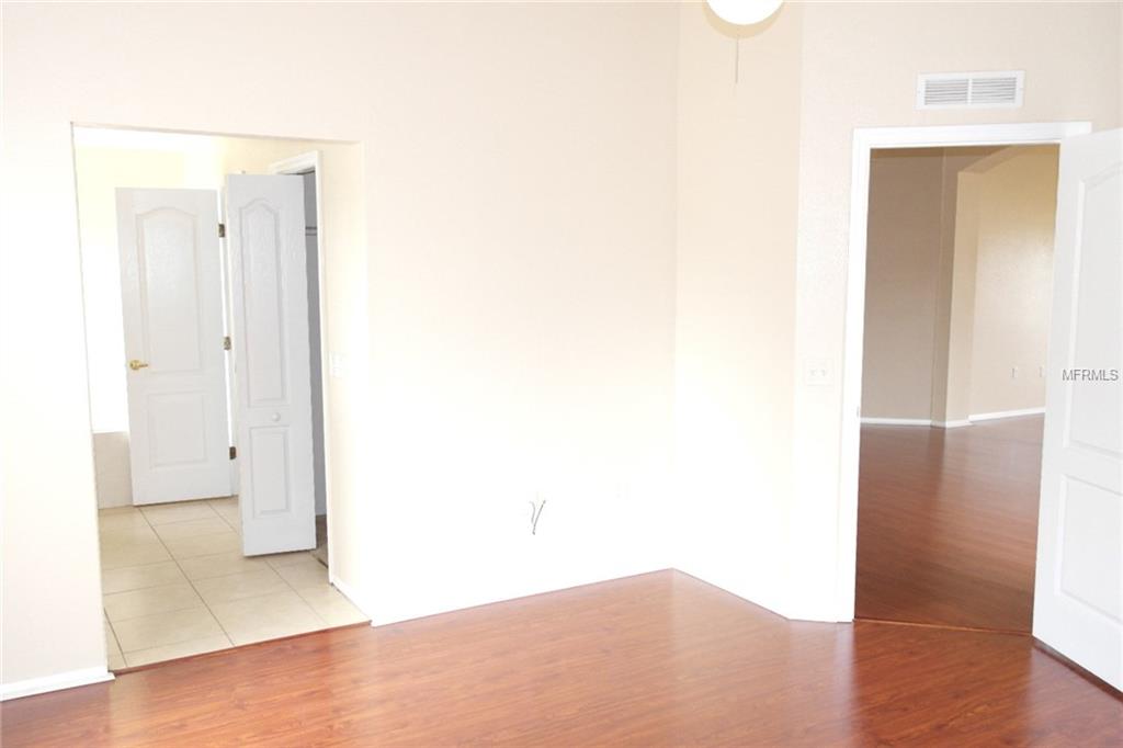 1121 VIEW POINTE CIRCLE, LAKE WALES, Florida 33853, 4 Bedrooms Bedrooms, 8 Rooms Rooms,2 BathroomsBathrooms,Residential,For sale,VIEW POINTE,P4718491