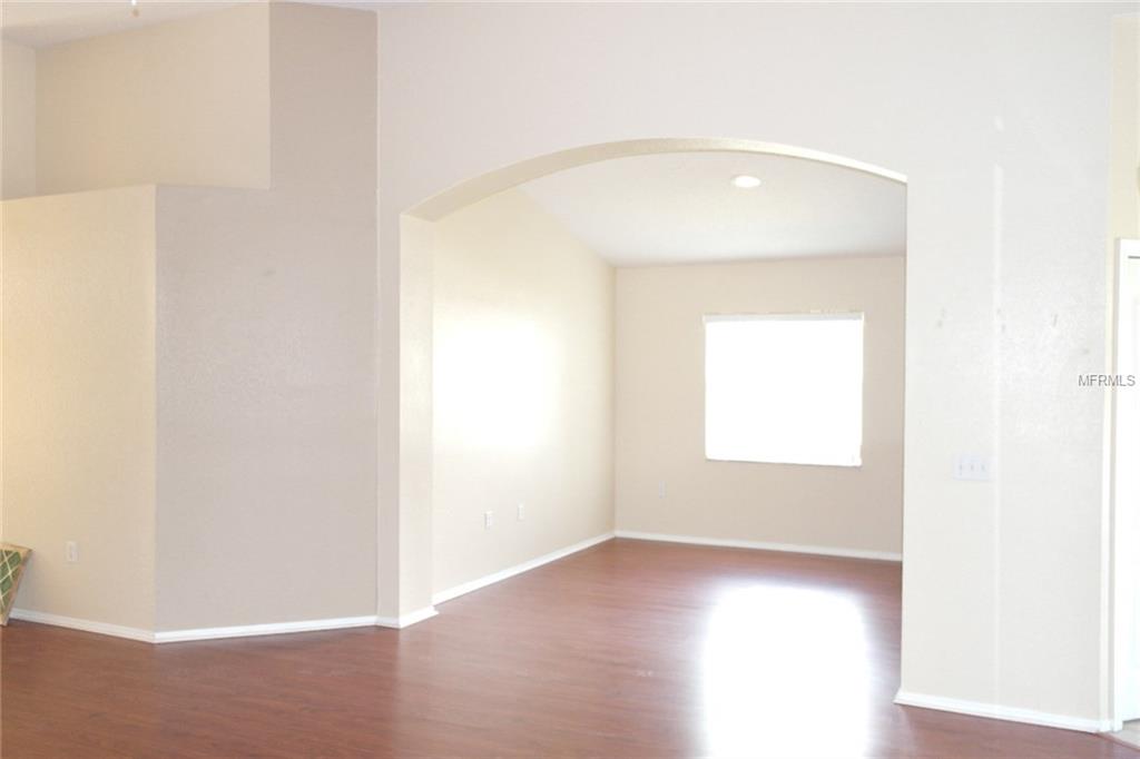 1121 VIEW POINTE CIRCLE, LAKE WALES, Florida 33853, 4 Bedrooms Bedrooms, 8 Rooms Rooms,2 BathroomsBathrooms,Residential,For sale,VIEW POINTE,P4718491