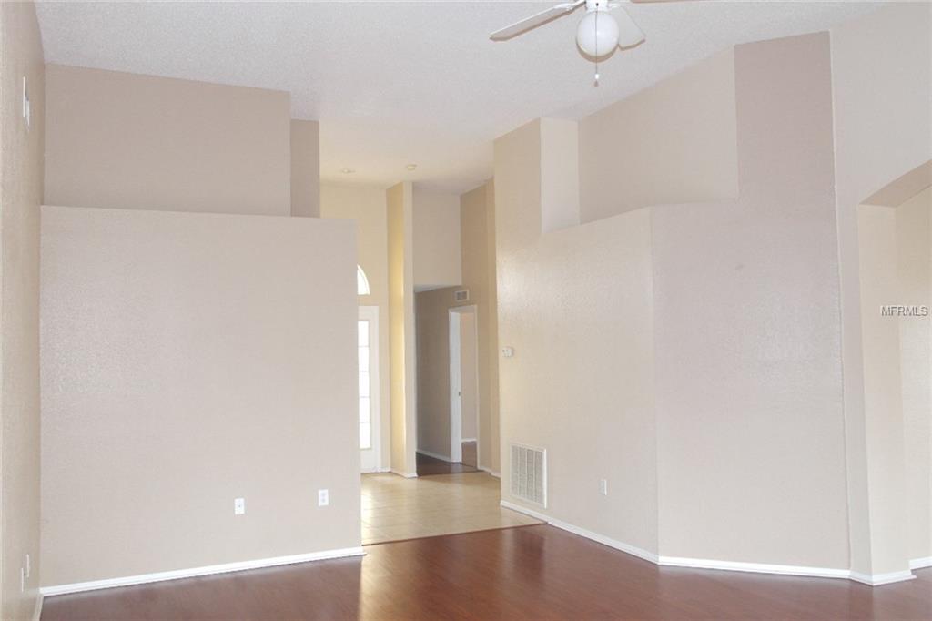 1121 VIEW POINTE CIRCLE, LAKE WALES, Florida 33853, 4 Bedrooms Bedrooms, 8 Rooms Rooms,2 BathroomsBathrooms,Residential,For sale,VIEW POINTE,P4718491