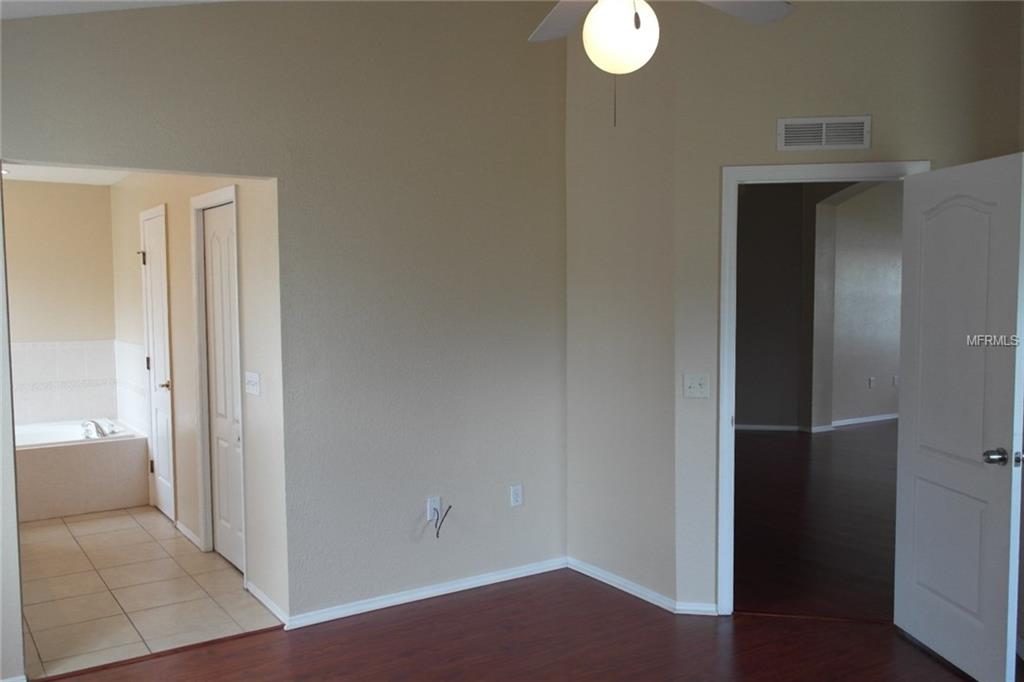 1121 VIEW POINTE CIRCLE, LAKE WALES, Florida 33853, 4 Bedrooms Bedrooms, 8 Rooms Rooms,2 BathroomsBathrooms,Residential,For sale,VIEW POINTE,P4718491