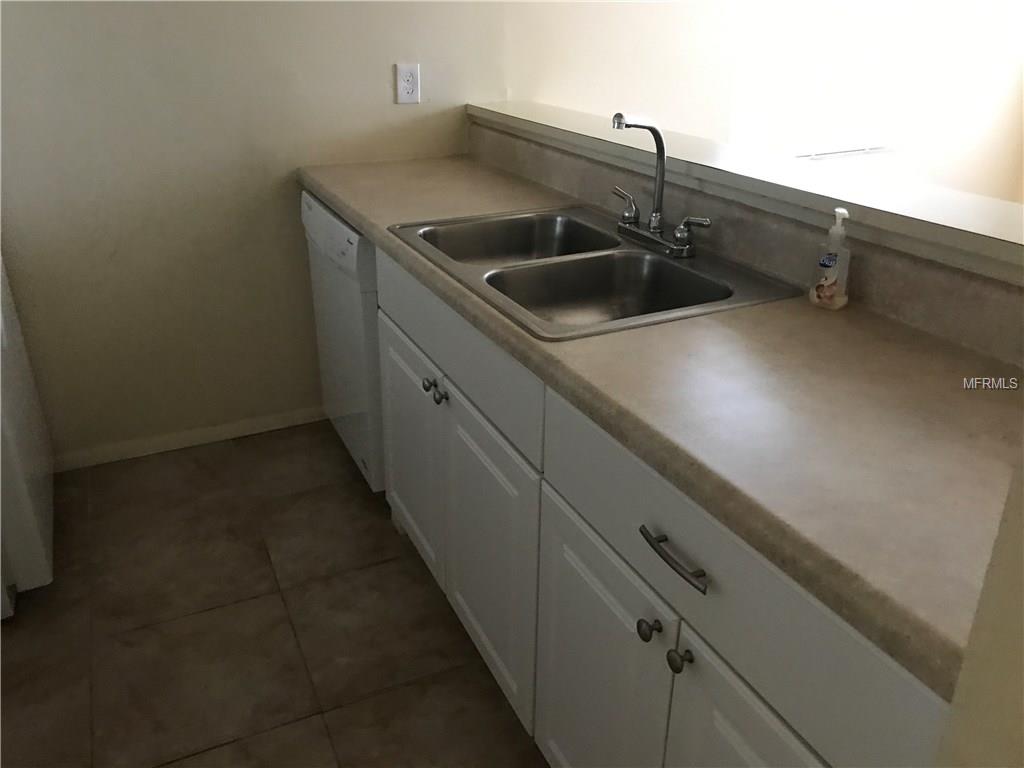 7148 WATERSIDE DRIVE, TAMPA, Florida 33617, ,Income,For sale,WATERSIDE,T2927685