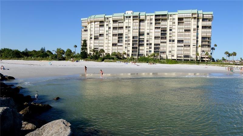 7100 SUNSET WAY, ST PETE BEACH, Florida 33706, 2 Bedrooms Bedrooms, 5 Rooms Rooms,2 BathroomsBathrooms,Rental,For Rent,SUNSET,U7847292