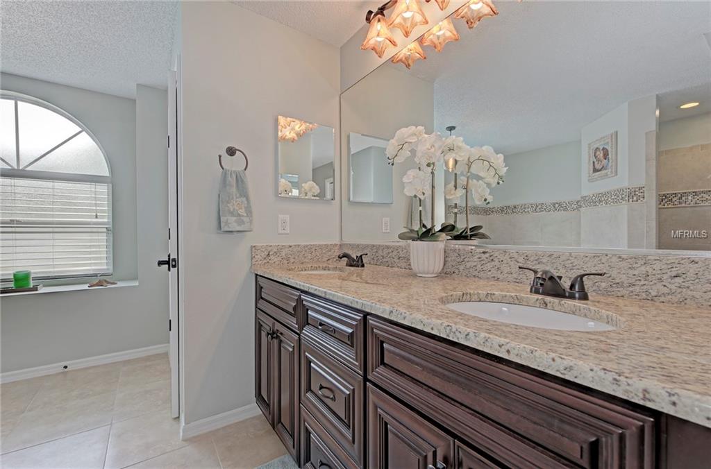 7994 MONTICELLO LANE, SARASOTA, Florida 34243, 3 Bedrooms Bedrooms, 7 Rooms Rooms,2 BathroomsBathrooms,Residential,For sale,MONTICELLO,A4207841