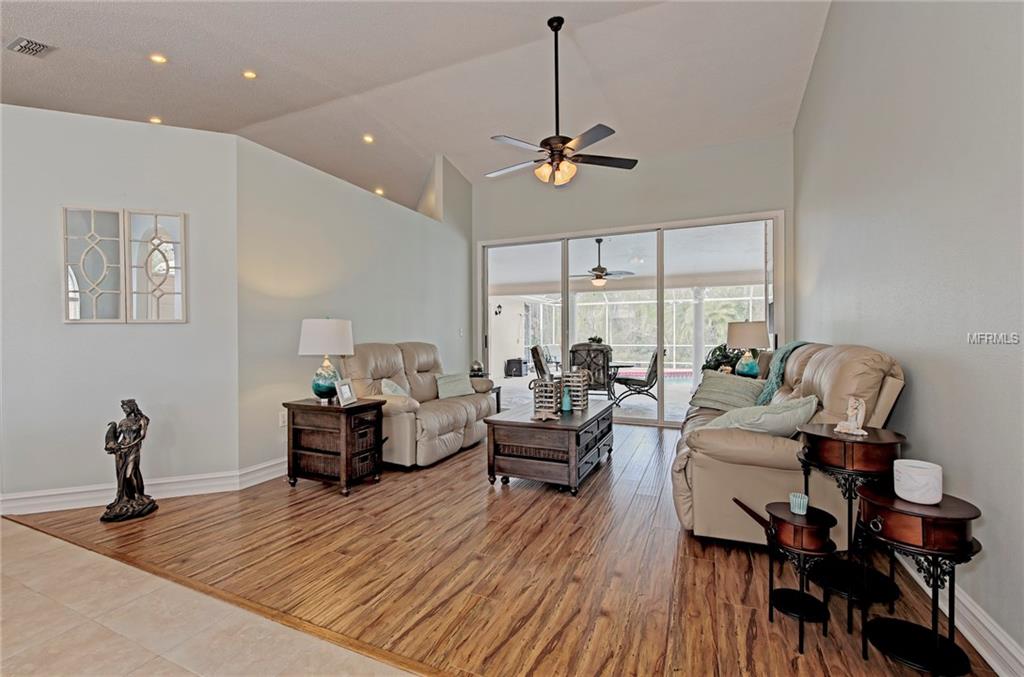 7994 MONTICELLO LANE, SARASOTA, Florida 34243, 3 Bedrooms Bedrooms, 7 Rooms Rooms,2 BathroomsBathrooms,Residential,For sale,MONTICELLO,A4207841