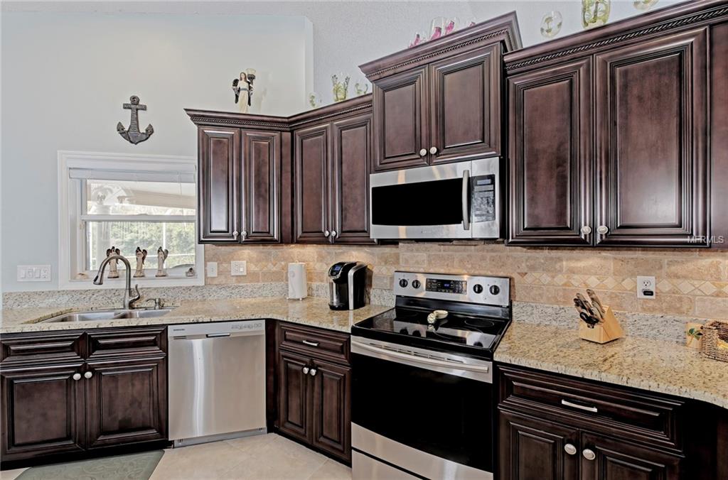 7994 MONTICELLO LANE, SARASOTA, Florida 34243, 3 Bedrooms Bedrooms, 7 Rooms Rooms,2 BathroomsBathrooms,Residential,For sale,MONTICELLO,A4207841