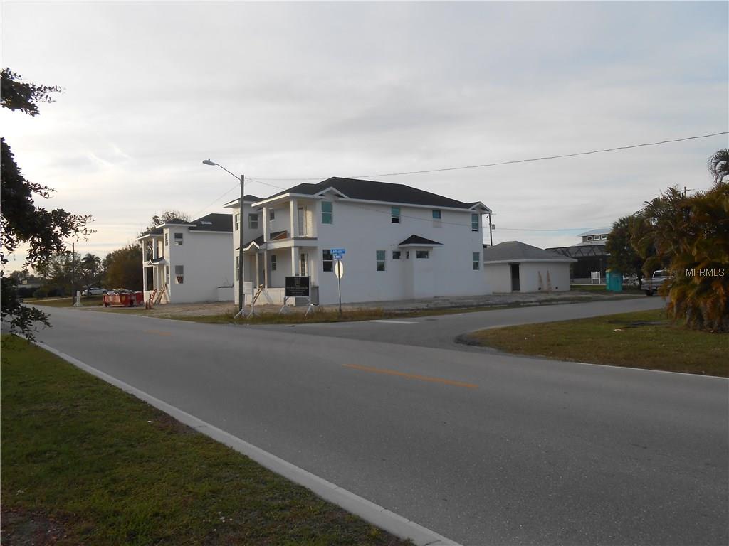 302 W HENRY STREET, PUNTA GORDA, Florida 33950, ,Income,For sale,HENRY,C7249002