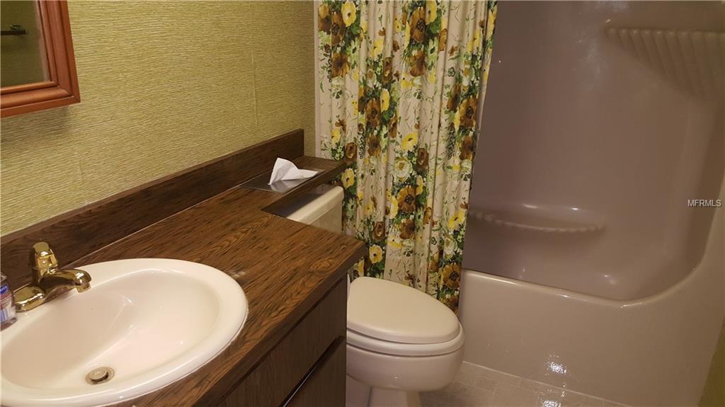 11828 96TH PL, SEMINOLE, Florida 33772, 3 Bedrooms Bedrooms, 3 Rooms Rooms,2 BathroomsBathrooms,Residential,For sale,96TH PL,U7846501