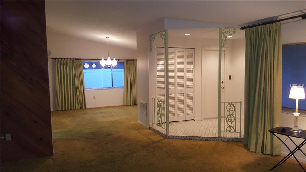 11828 96TH PL, SEMINOLE, Florida 33772, 3 Bedrooms Bedrooms, 3 Rooms Rooms,2 BathroomsBathrooms,Residential,For sale,96TH PL,U7846501