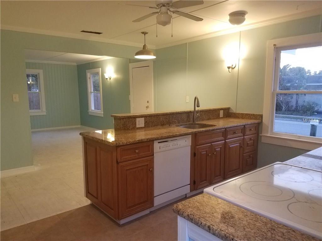 911 MYRTLE STREET, SARASOTA, Florida 34234, 2 Bedrooms Bedrooms, 5 Rooms Rooms,2 BathroomsBathrooms,Rental,For Rent,MYRTLE,A4206067