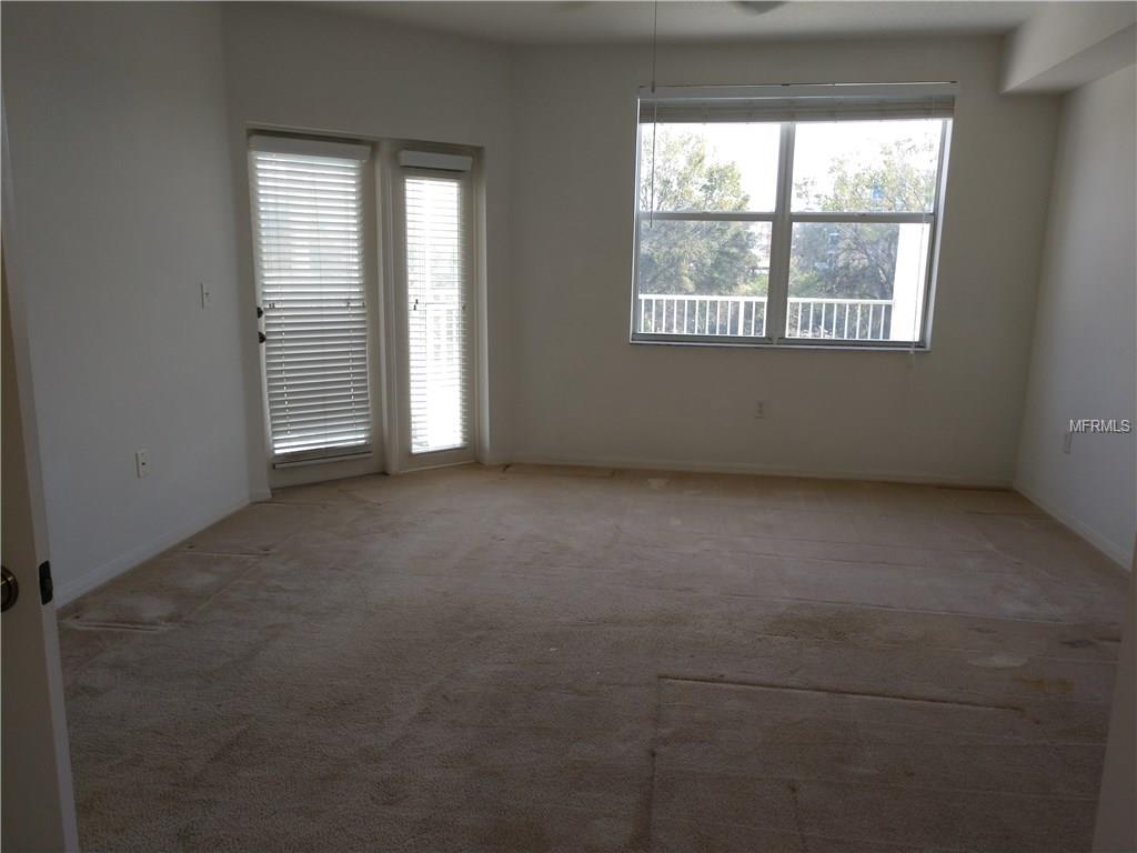 1200 COUNTRY CLUB DRIVE, LARGO, Florida 33771, 3 Bedrooms Bedrooms, 5 Rooms Rooms,2 BathroomsBathrooms,Residential,For sale,COUNTRY CLUB,U7846754