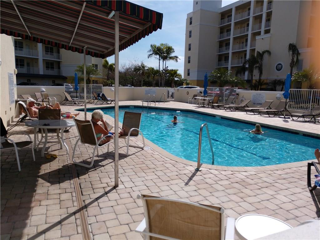 1200 COUNTRY CLUB DRIVE, LARGO, Florida 33771, 3 Bedrooms Bedrooms, 5 Rooms Rooms,2 BathroomsBathrooms,Residential,For sale,COUNTRY CLUB,U7846754