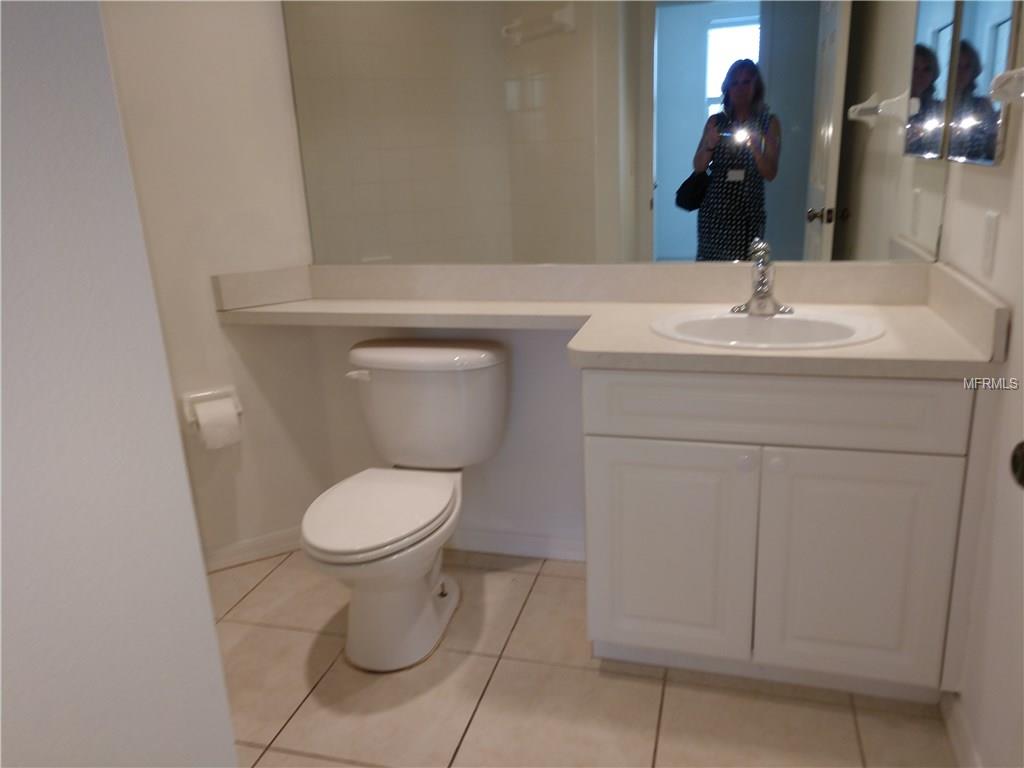 1200 COUNTRY CLUB DRIVE, LARGO, Florida 33771, 3 Bedrooms Bedrooms, 5 Rooms Rooms,2 BathroomsBathrooms,Residential,For sale,COUNTRY CLUB,U7846754