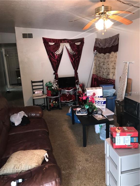 8715 N MANDARINE PLACE, TAMPA, Florida 33617, ,Income,Short-term,MANDARINE,T2928119