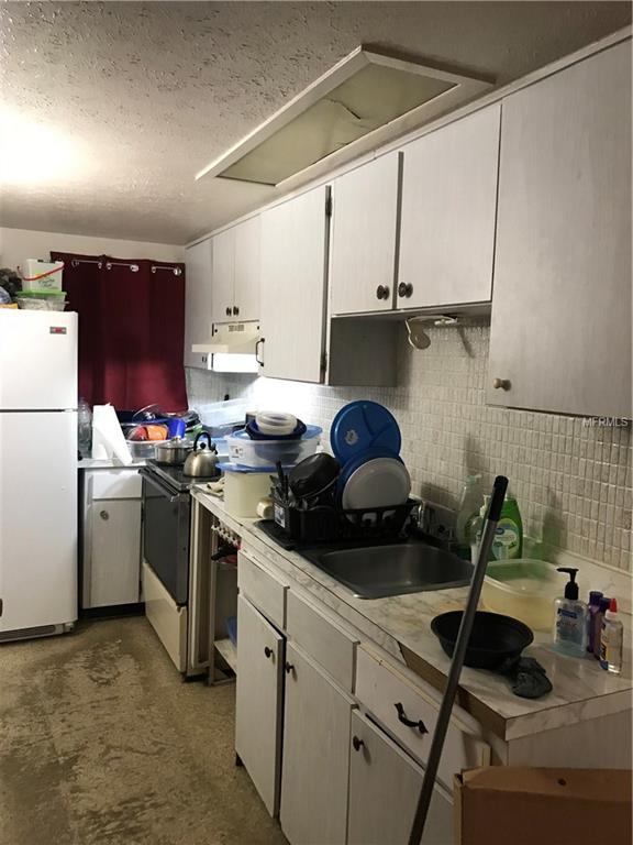 8715 N MANDARINE PLACE, TAMPA, Florida 33617, ,Income,Short-term,MANDARINE,T2928119