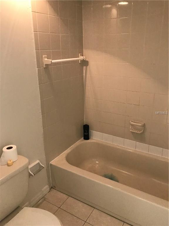 8715 N MANDARINE PLACE, TAMPA, Florida 33617, ,Income,Short-term,MANDARINE,T2928119