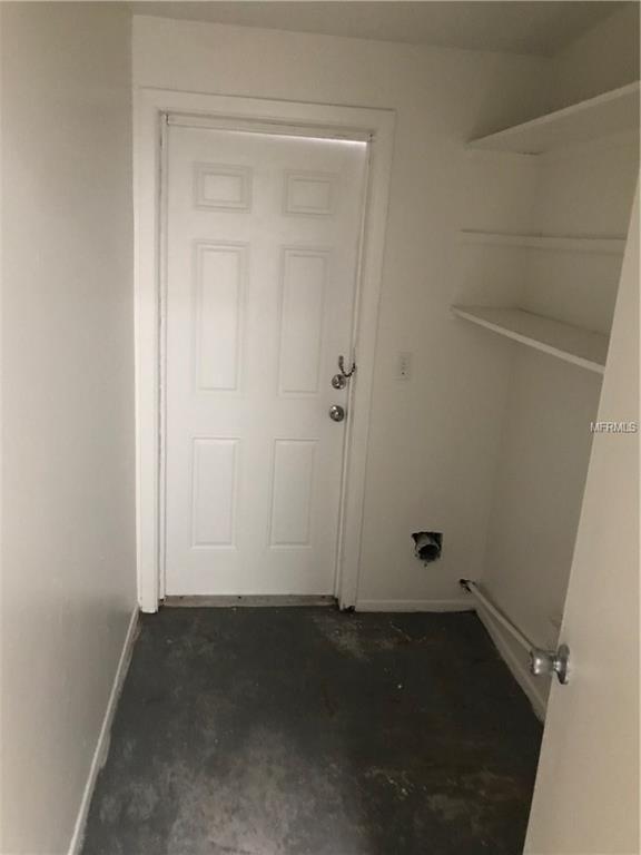 8715 N MANDARINE PLACE, TAMPA, Florida 33617, ,Income,Short-term,MANDARINE,T2928119