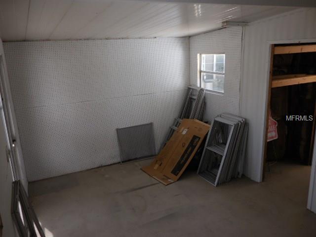 102 S TIMBER TRAIL, WILDWOOD, Florida 34785, 2 Bedrooms Bedrooms, 3 Rooms Rooms,2 BathroomsBathrooms,Residential,For sale,TIMBER,G4852592