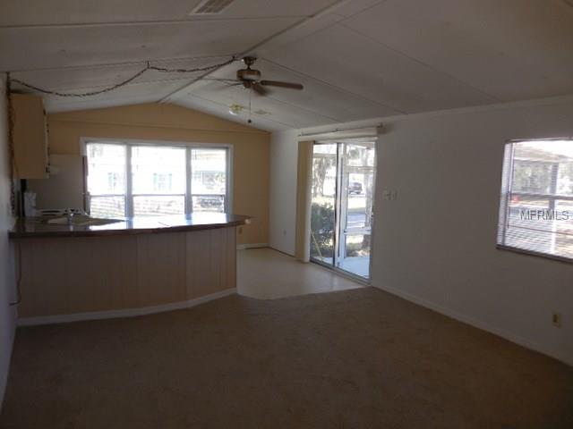 102 S TIMBER TRAIL, WILDWOOD, Florida 34785, 2 Bedrooms Bedrooms, 3 Rooms Rooms,2 BathroomsBathrooms,Residential,For sale,TIMBER,G4852592
