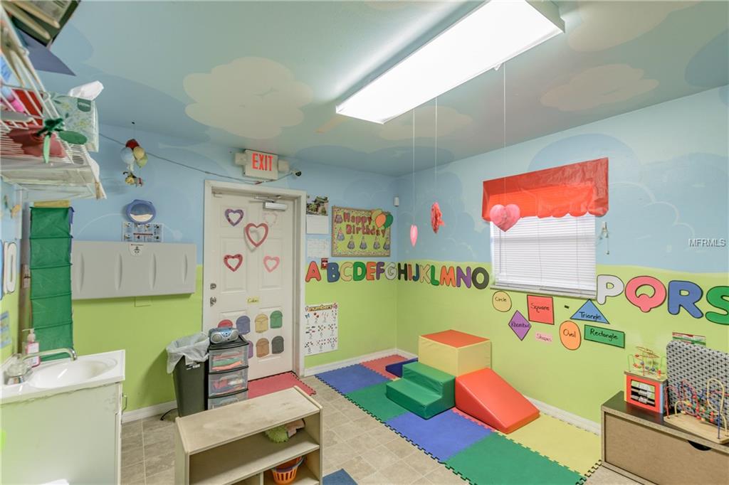 4108 E ELLICOTT STREET, TAMPA, Florida 33610, ,Commercial,For sale,ELLICOTT,T2928081