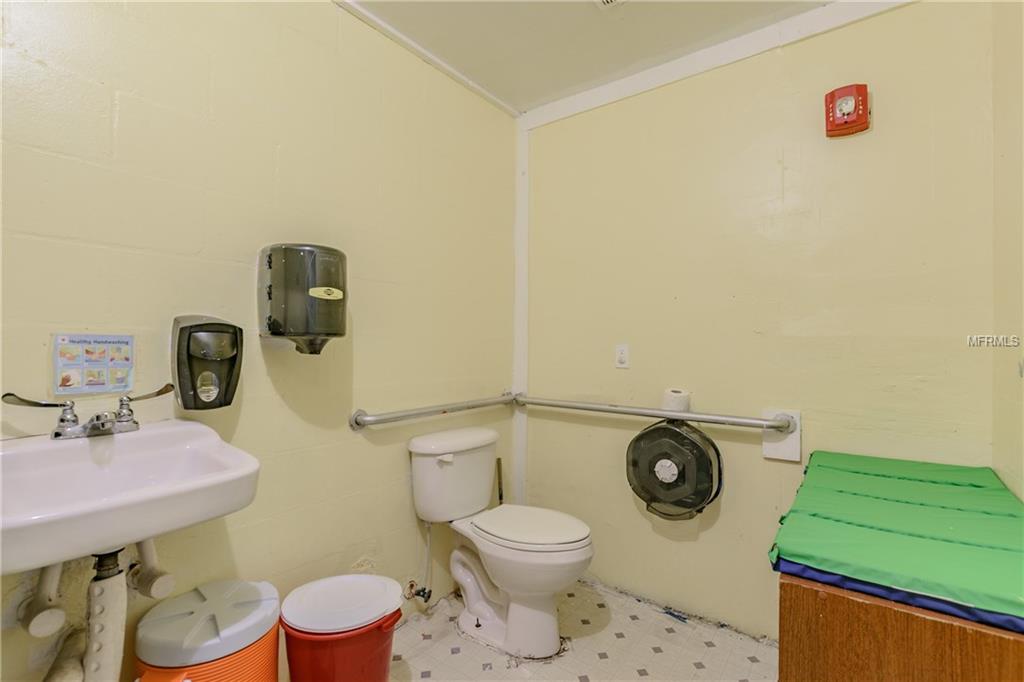 4108 E ELLICOTT STREET, TAMPA, Florida 33610, ,Commercial,For sale,ELLICOTT,T2928081