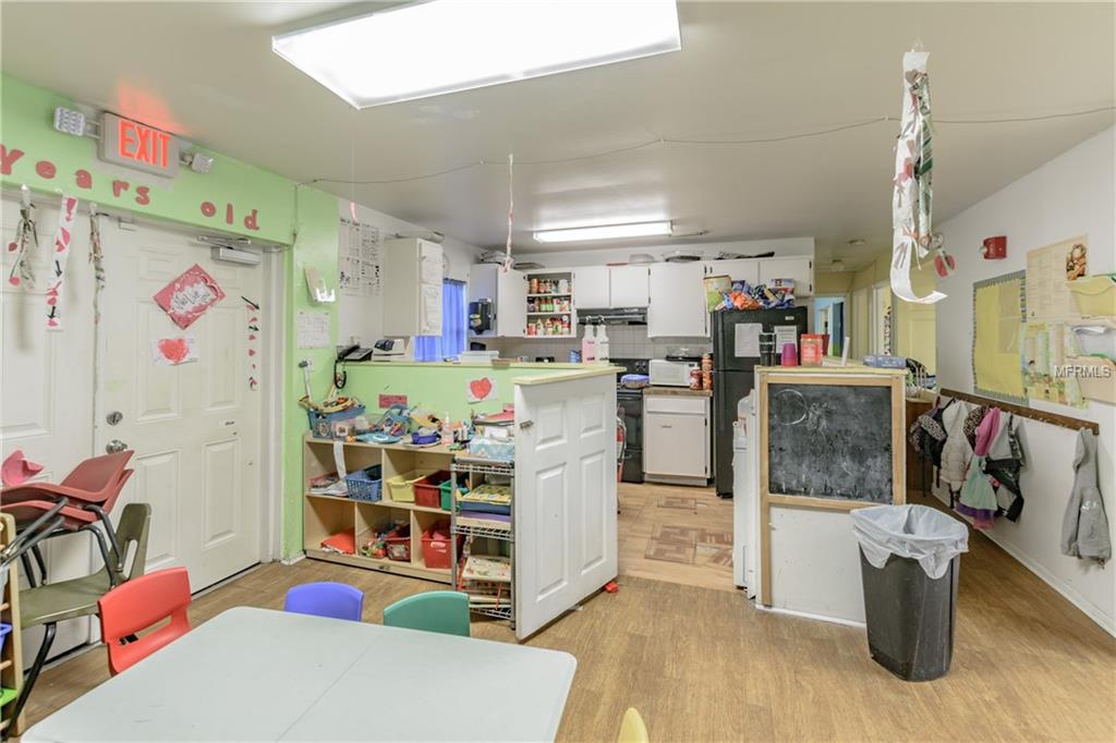 4108 E ELLICOTT STREET, TAMPA, Florida 33610, ,Commercial,For sale,ELLICOTT,T2928081