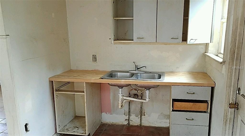 1506 SILVER STAR ROAD, ORLANDO, Florida 32804, ,Income,For sale,SILVER STAR,O5561666