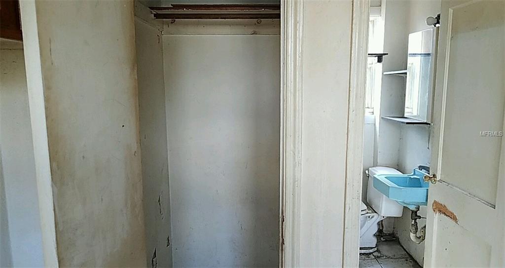 1506 SILVER STAR ROAD, ORLANDO, Florida 32804, ,Income,For sale,SILVER STAR,O5561666