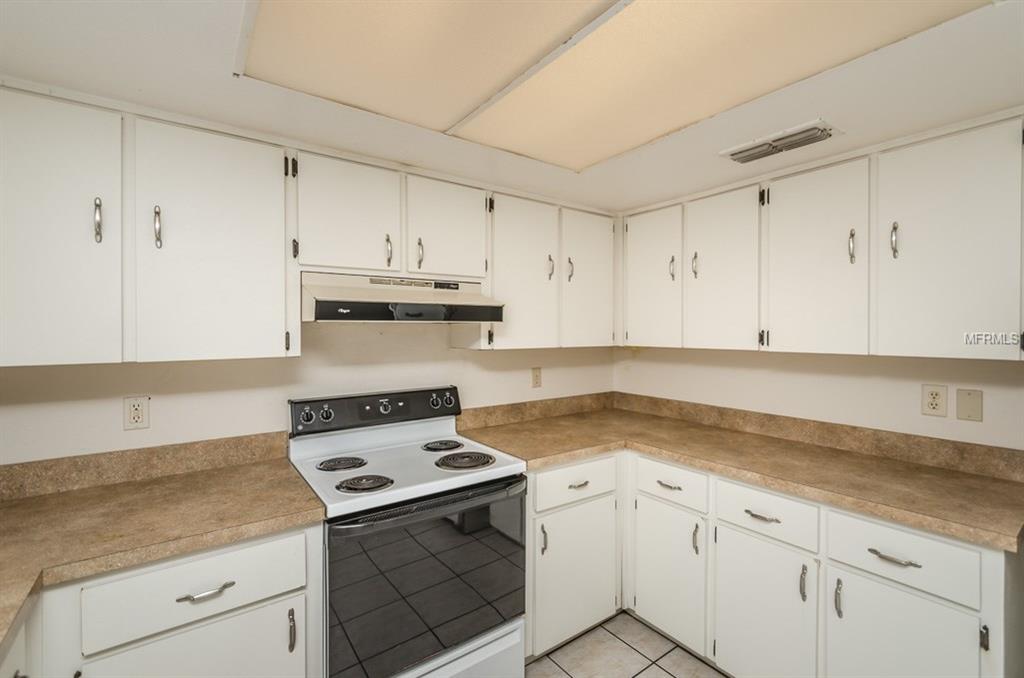 5831 PINE STREET, NEW PORT RICHEY, Florida 34652, ,Income,Short-term,PINE,U7847491