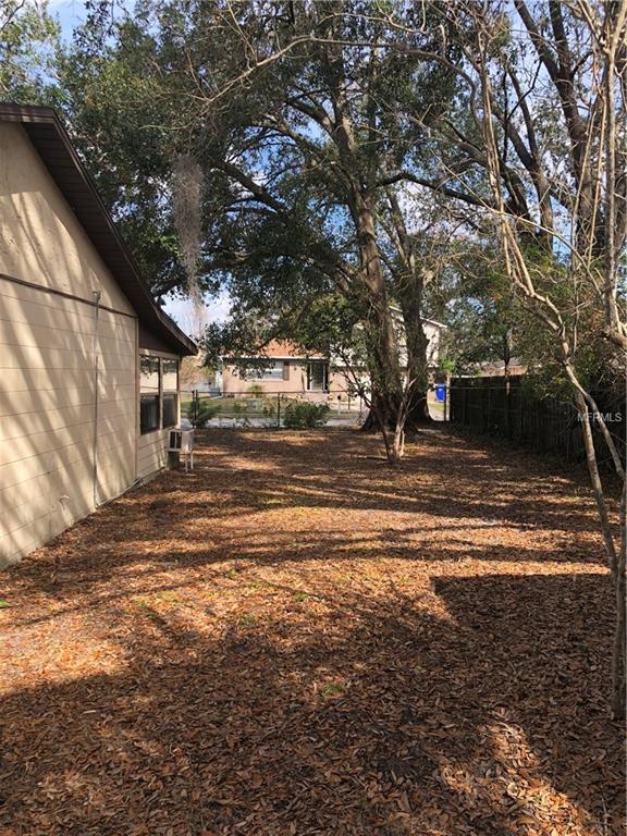 2437 FULTON ROAD, KISSIMMEE, Florida 34744, ,Income,For sale,FULTON,O5561901