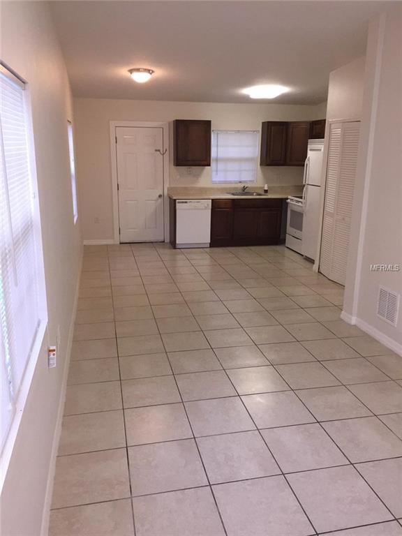 1023 E BUCHANON AVENUE, ORLANDO, Florida 32809, ,Income,For sale,BUCHANON,O5561946