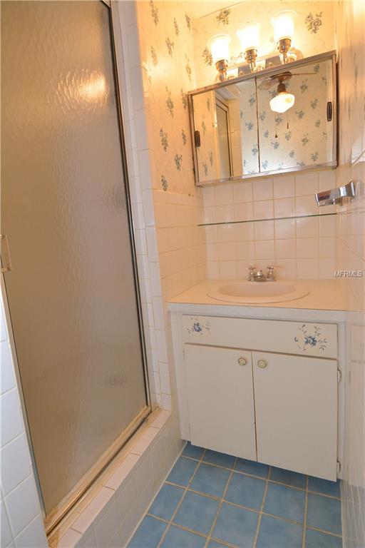 2929 SE OCEAN BOULEVARD, STUART, Florida 34996, 2 Bedrooms Bedrooms, 6 Rooms Rooms,2 BathroomsBathrooms,Residential,For sale,OCEAN,O5548140