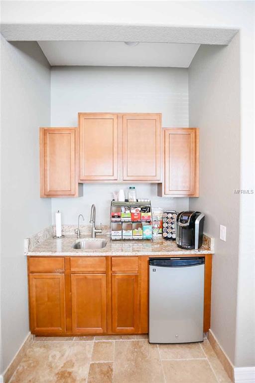 920 CYPRESS VILLAGE BOULEVARD, RUSKIN, Florida 33573, ,Commercial,For sale,CYPRESS VILLAGE,T2839009