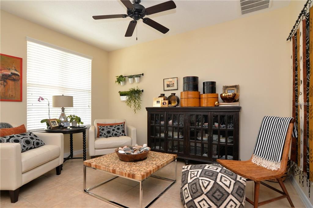 2037 COULSON ALLEY, ORLANDO, Florida 32814, 4 Bedrooms Bedrooms, 9 Rooms Rooms,2 BathroomsBathrooms,Residential,For sale,COULSON,O5555197