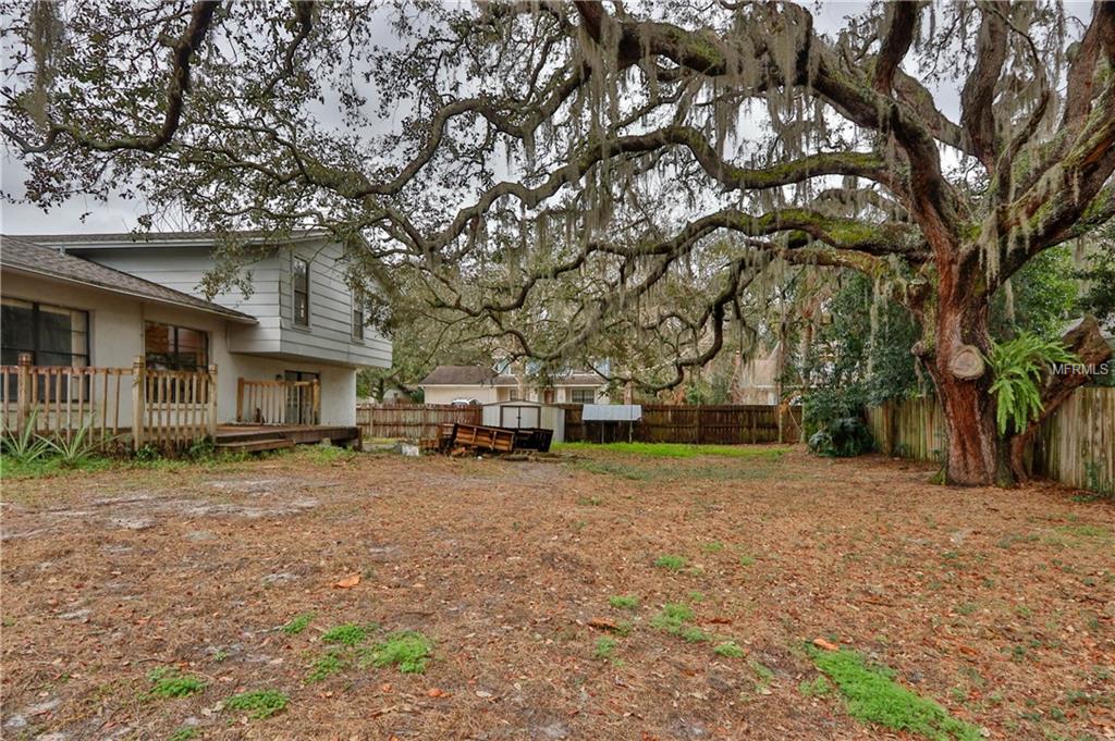 8019 CAPWOOD AVENUE, TEMPLE TERRACE, Florida 33637, 4 Bedrooms Bedrooms, 4 Rooms Rooms,3 BathroomsBathrooms,Residential,For sale,CAPWOOD,U7846158