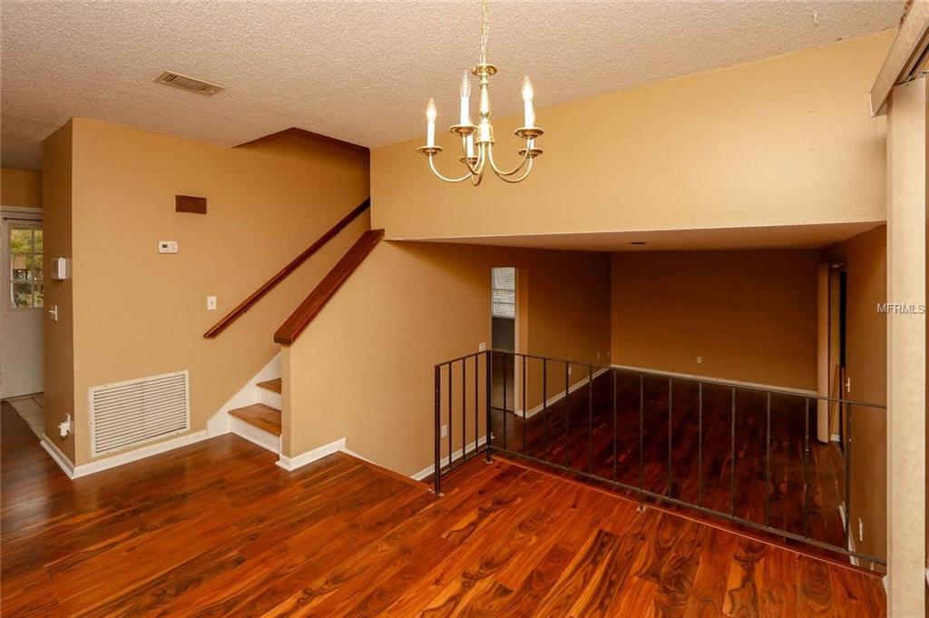 8019 CAPWOOD AVENUE, TEMPLE TERRACE, Florida 33637, 4 Bedrooms Bedrooms, 4 Rooms Rooms,3 BathroomsBathrooms,Residential,For sale,CAPWOOD,U7846158