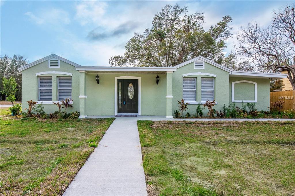 422 S HUDSON STREET, ORLANDO, Florida 32835, 4 Bedrooms Bedrooms, 7 Rooms Rooms,2 BathroomsBathrooms,Residential,For sale,HUDSON,O5560156