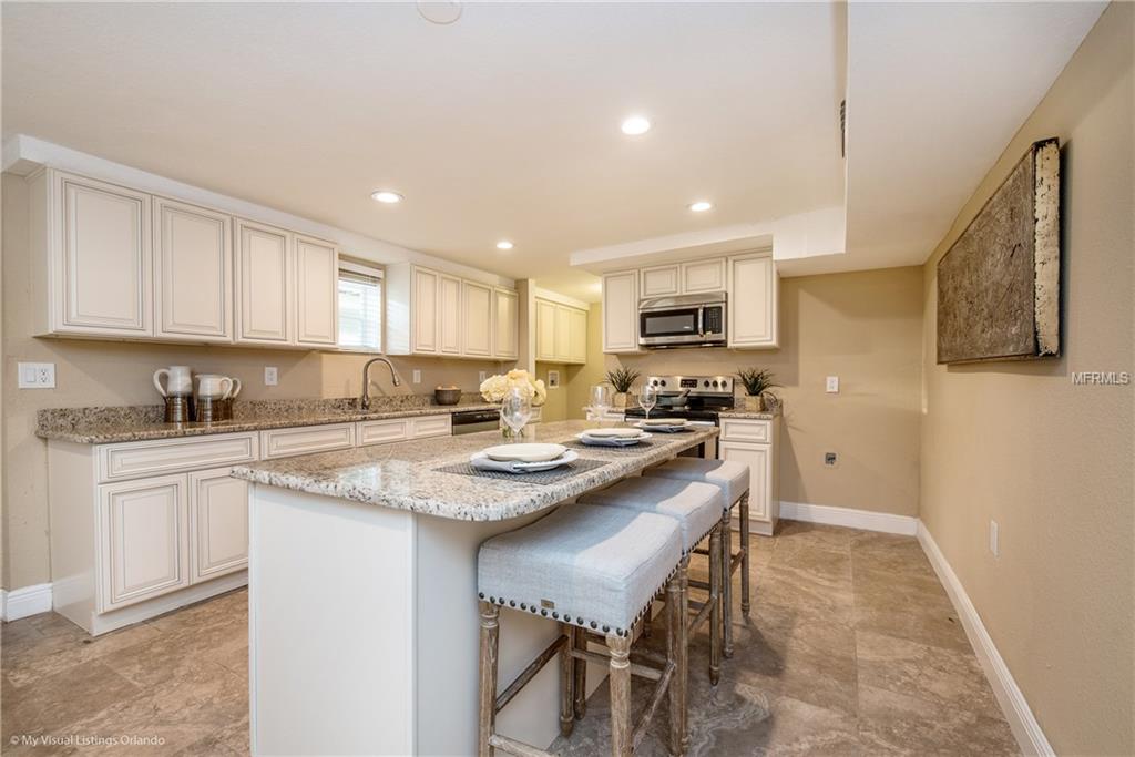 422 S HUDSON STREET, ORLANDO, Florida 32835, 4 Bedrooms Bedrooms, 7 Rooms Rooms,2 BathroomsBathrooms,Residential,For sale,HUDSON,O5560156
