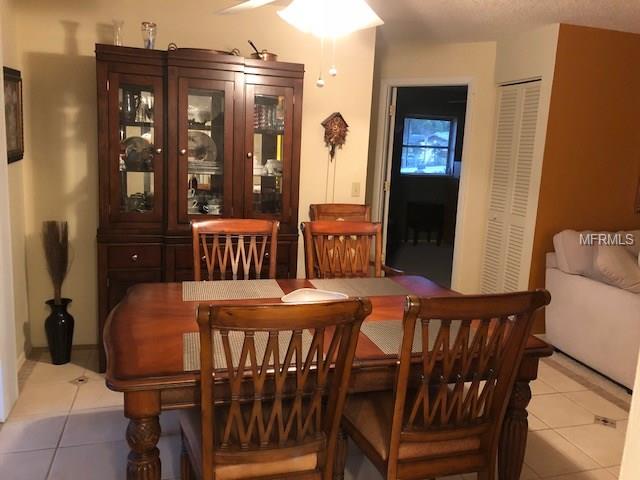 4459 MEADOW CREEK CIRCLE, SARASOTA, Florida 34233, 3 Bedrooms Bedrooms, 7 Rooms Rooms,2 BathroomsBathrooms,Residential,For sale,MEADOW CREEK,N5916283