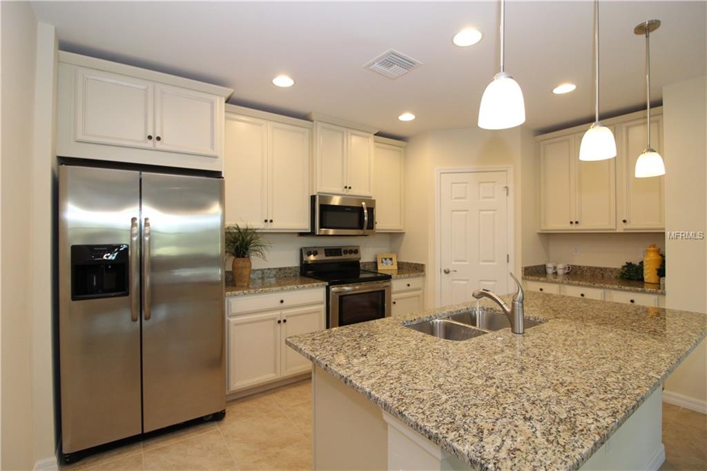 96 NAVIGATION CIRCLE, OSPREY, Florida 34229, 2 Bedrooms Bedrooms, 5 Rooms Rooms,2 BathroomsBathrooms,Residential,For sale,NAVIGATION,N5916403