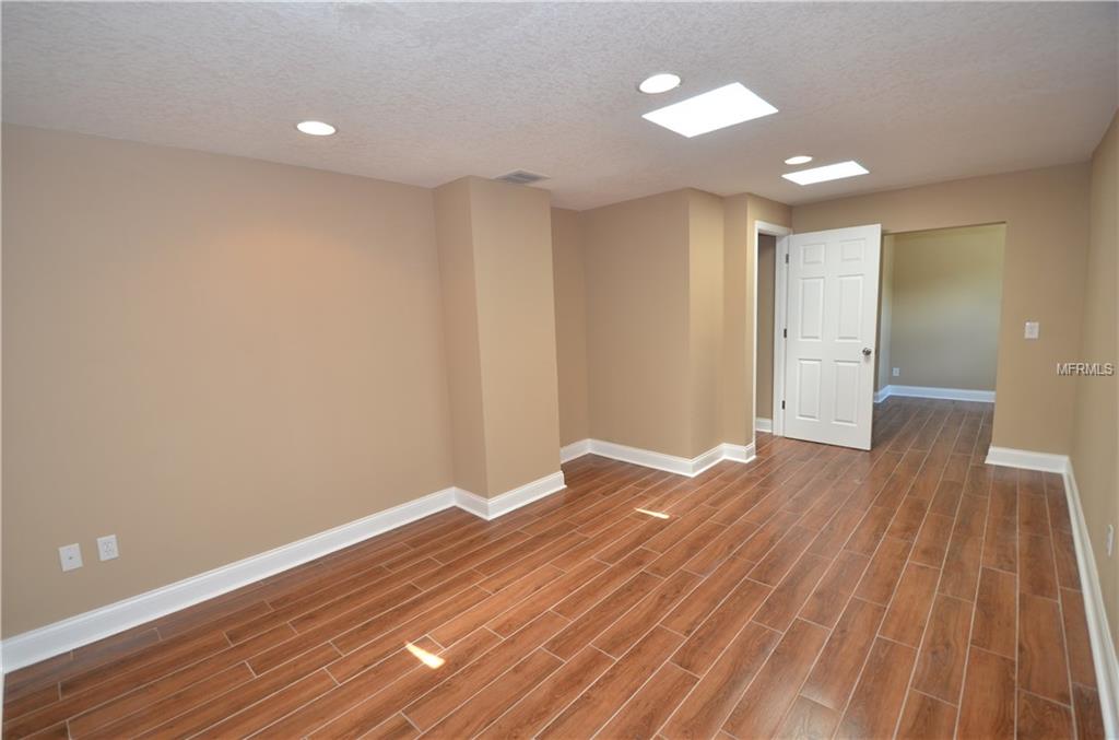 1511 E ROBINSON STREET, ORLANDO, Florida 32801, ,Commercial,For sale,ROBINSON,O5553709