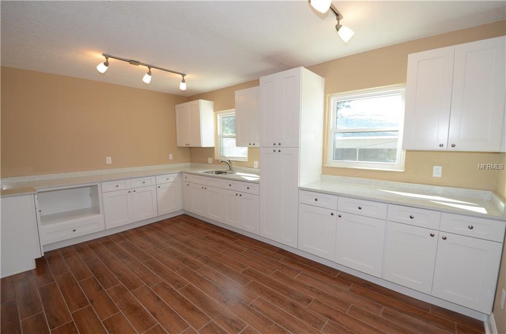 1511 E ROBINSON STREET, ORLANDO, Florida 32801, ,Commercial,For sale,ROBINSON,O5553709