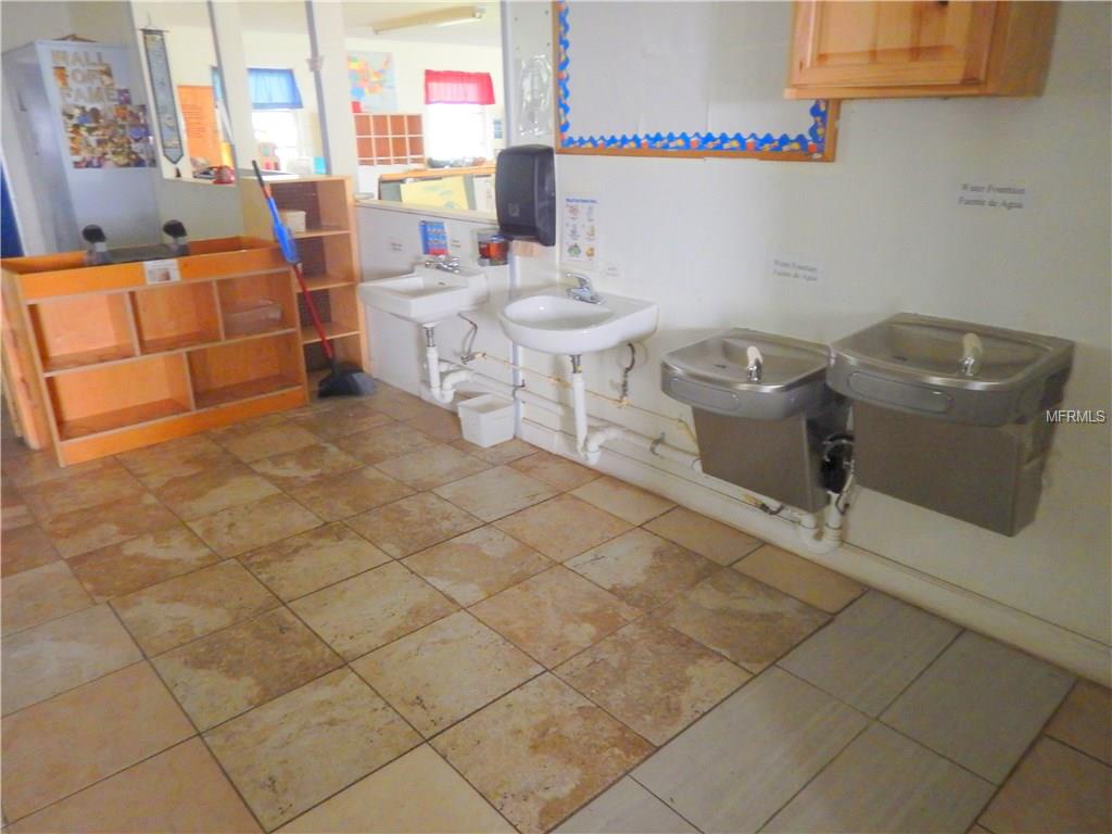 1621 66TH AVENUE TERRACE E, SARASOTA, Florida 34243, ,Commercial,For sale,66TH AVENUE,A4194417