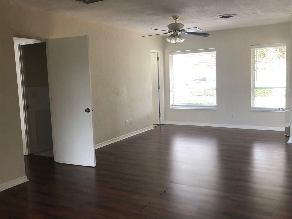 1118 MONTEREY BOULEVARD NE, ST PETERSBURG, Florida 33704, 4 Bedrooms Bedrooms, 1 Room Rooms,2 BathroomsBathrooms,Rental,For Rent,MONTEREY,U7847397