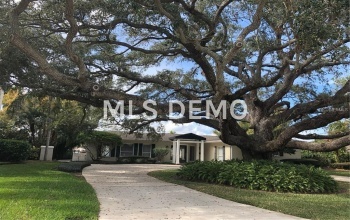 1118 MONTEREY BOULEVARD NE, ST PETERSBURG, Florida 33704, 4 Bedrooms Bedrooms, 1 Room Rooms,2 BathroomsBathrooms,Rental,For Rent,MONTEREY,U7847397