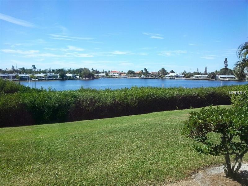 6200 FLOTILLA DRIVE, HOLMES BEACH, Florida 34217, 2 Bedrooms Bedrooms, ,2 BathroomsBathrooms,Rental,For Rent,FLOTILLA,A4209887