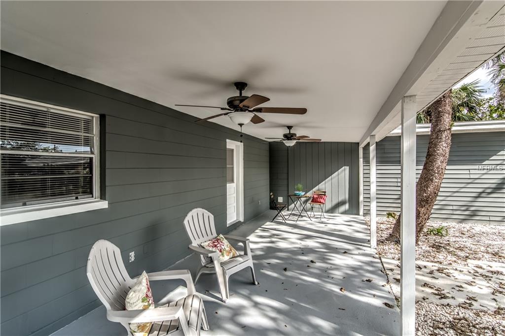 2910 W PINE STREET, TAMPA, Florida 33607, 4 Bedrooms Bedrooms, 7 Rooms Rooms,2 BathroomsBathrooms,Residential,For sale,PINE,O5553983