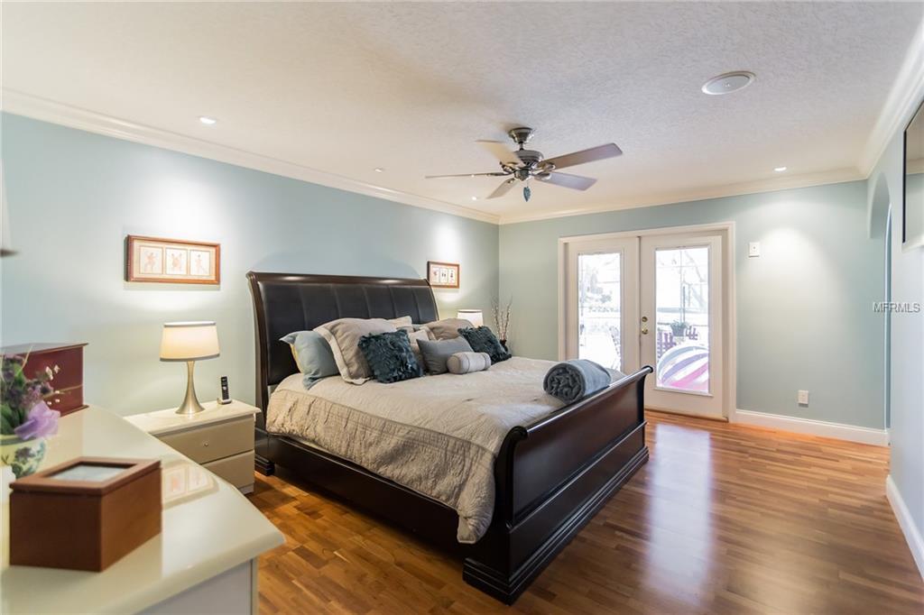 105 DESTINY CV, ALTAMONTE SPRINGS, Florida 32714, 5 Bedrooms Bedrooms, 10 Rooms Rooms,4 BathroomsBathrooms,Residential,For sale,DESTINY CV,O5557240