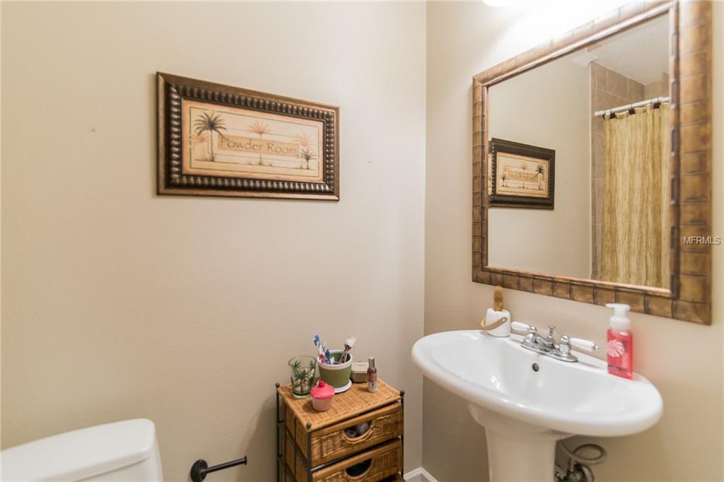 105 DESTINY CV, ALTAMONTE SPRINGS, Florida 32714, 5 Bedrooms Bedrooms, 10 Rooms Rooms,4 BathroomsBathrooms,Residential,For sale,DESTINY CV,O5557240